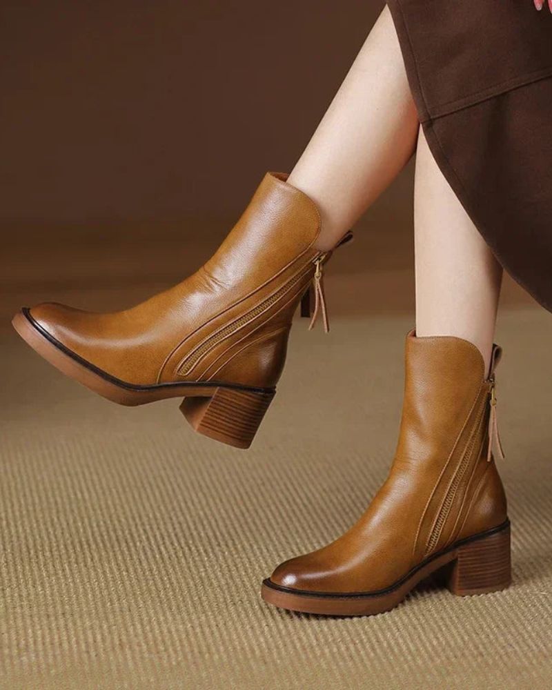 Black Leather Ankle Boots in Black - View 13.0 | Roselva