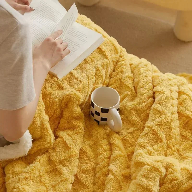 Thick Lambswool Winter Blanket - Ultra Warm Throw