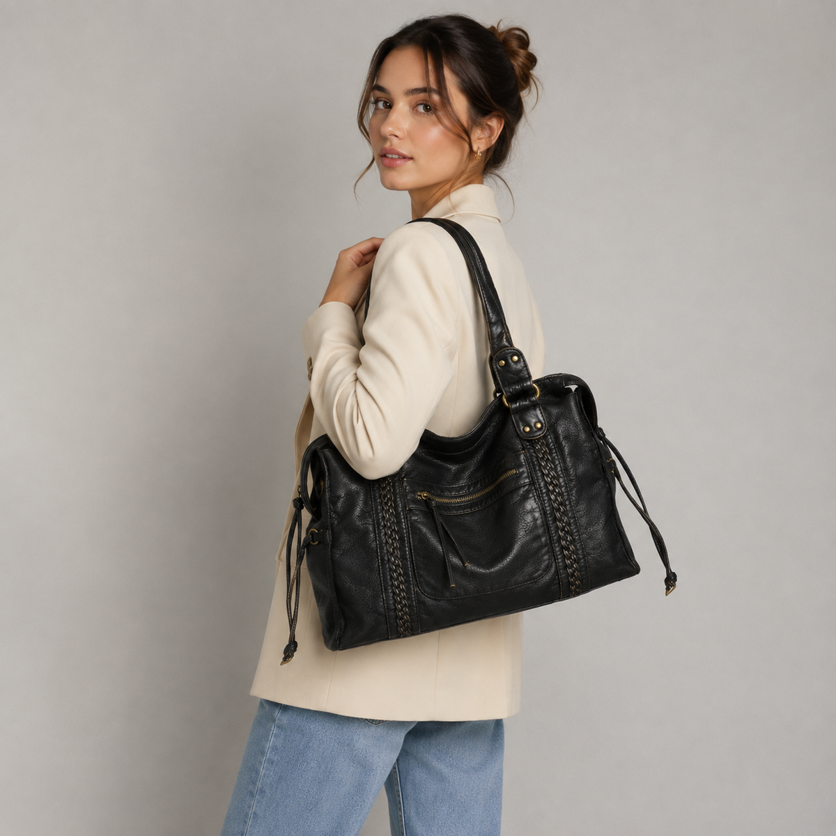 Black Shoulder Bag – Trendy Faux Leather Handbag with Zip Pockets