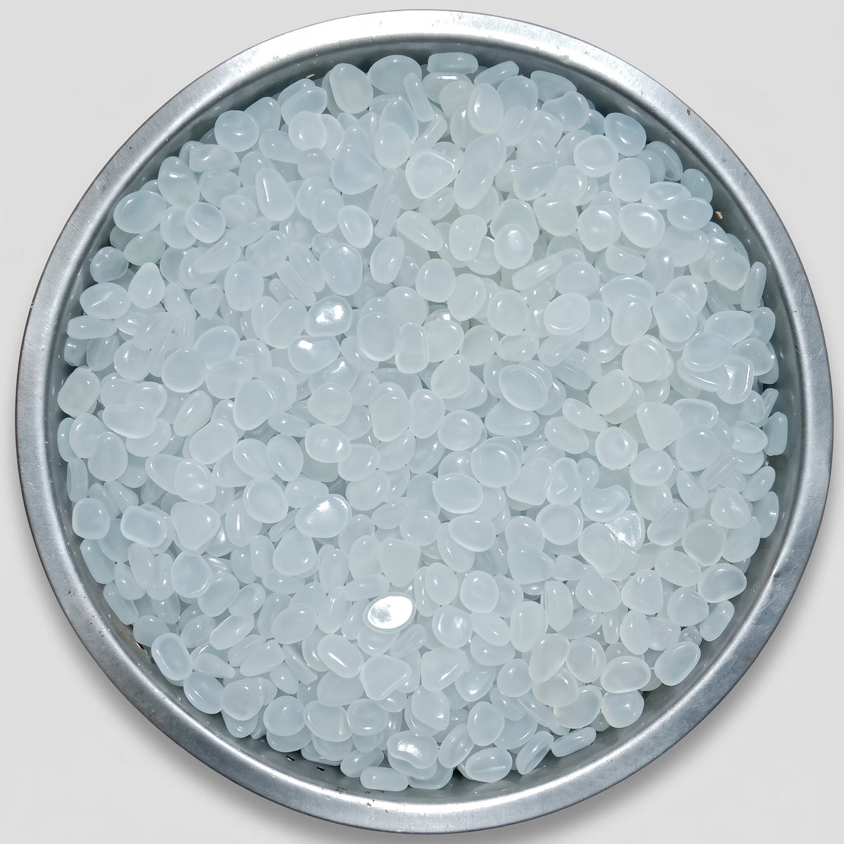 Glow-in-the-Dark Garden Stones – Solar Resin Decor Pebbles