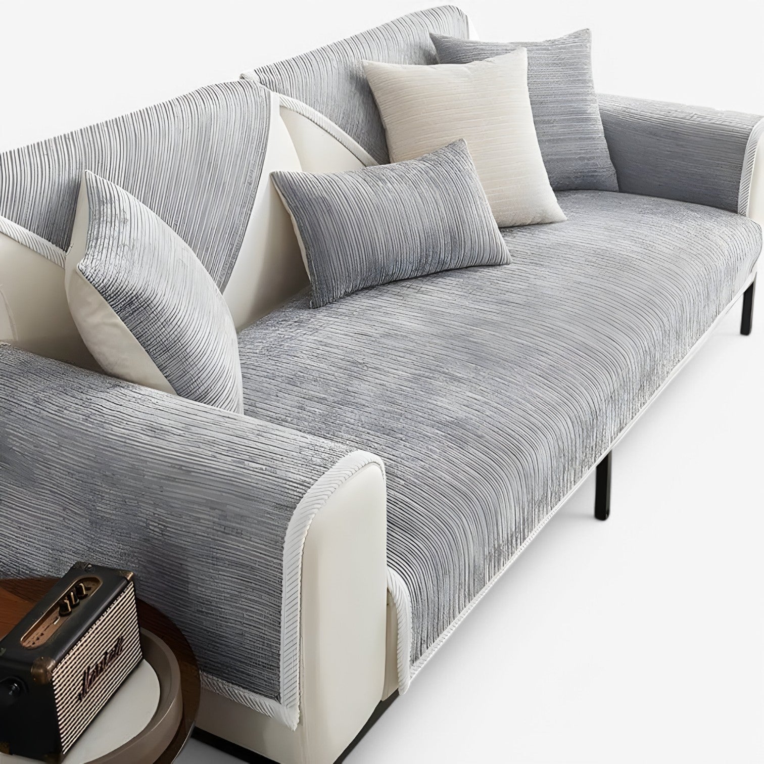 Cade | Stribet Chenille Sofabetræk - Beskytter & Udsmykker Din Sofa - Blå - house & garden - {{ product_tags }