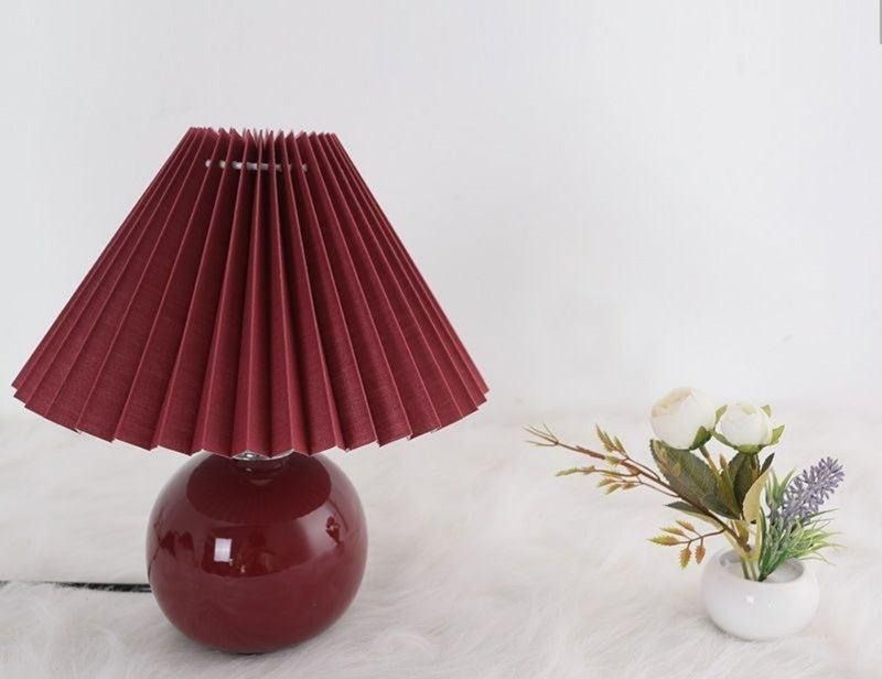Vintage Heritage Table Lamp - Pleated Shade Nightstand Light