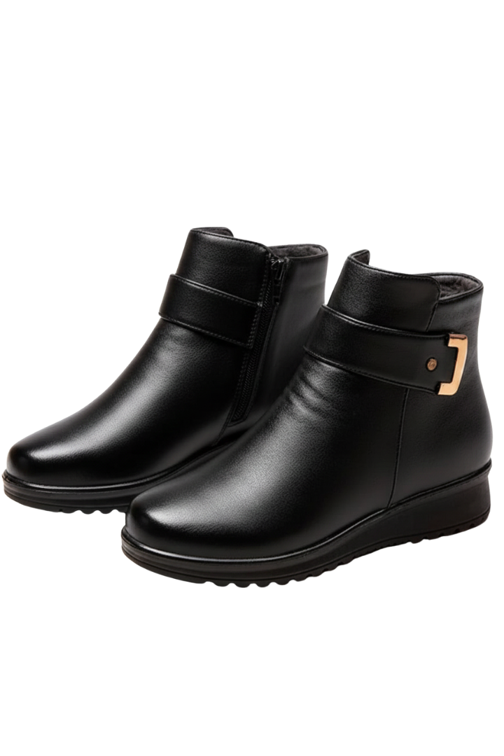 Women's Ankle Boots with Side Zip and Faux Fur in Black/White - View 5.0 | Roselva