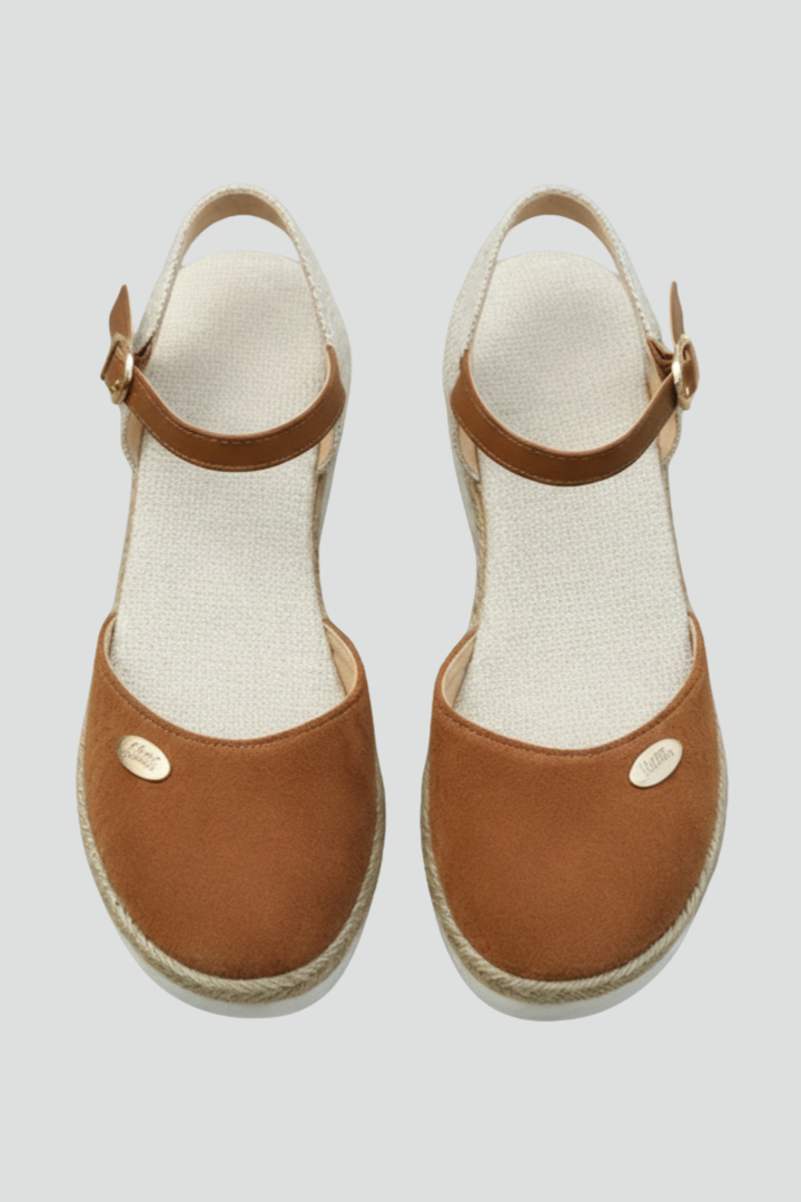 Women's Closed-Toe Espadrille Sandals with Heel Strap in Black | Roselva