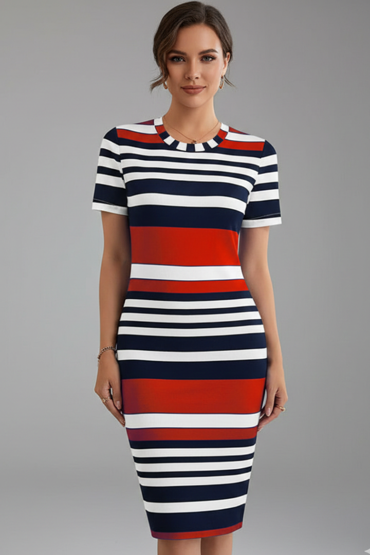 Women's Knee-Length Dress with Short Sleeves in Red - View 2.0 | Roselva