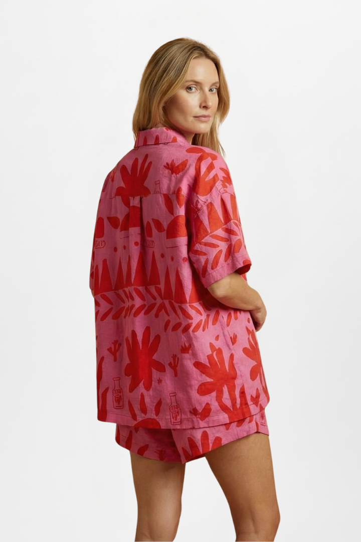 Women's Two-Piece Set with Printed Shirt and Shorts in Pink - View 3.0 | Roselva