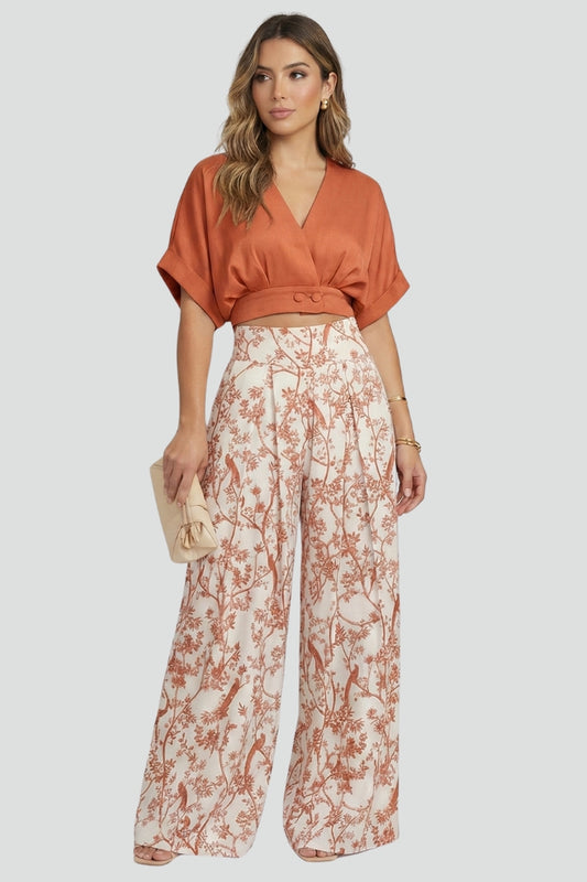 Women's Two-Piece Set with V-Neck Top and Wide Leg Trousers in Black - View 6.0 | Roselva