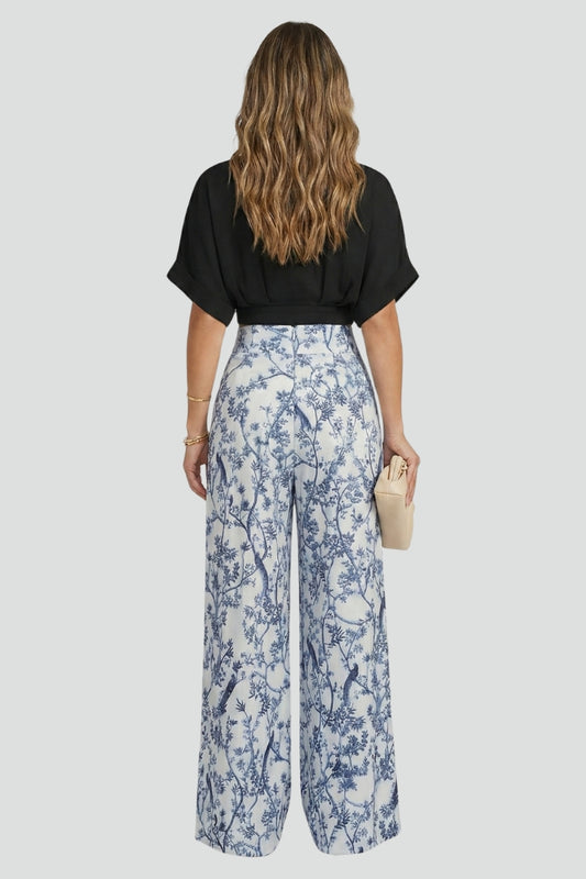 Women's Two-Piece Set with V-Neck Top and Wide Leg Trousers in Black - View 3.0 | Roselva