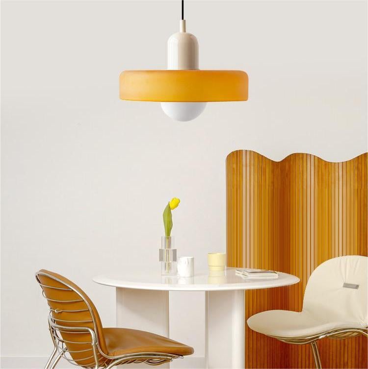 Bauhaus hanglamp van gekleurd glas