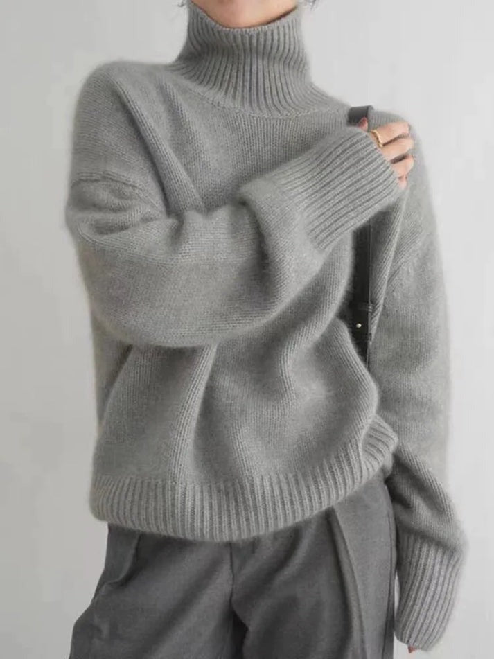 Women's Cashmere Sweater with Turtleneck Collar