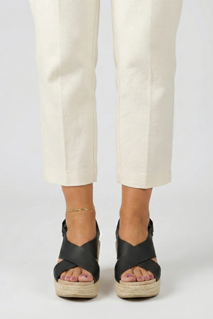 Women's Sandals with Criss-Cross Straps and Wedge Heel in Black - View 2.0 | Roselva