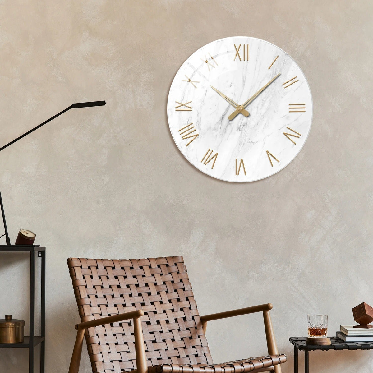 Marble-Effect Wall Clock – Gold Roman Numerals & Classic Elegance
