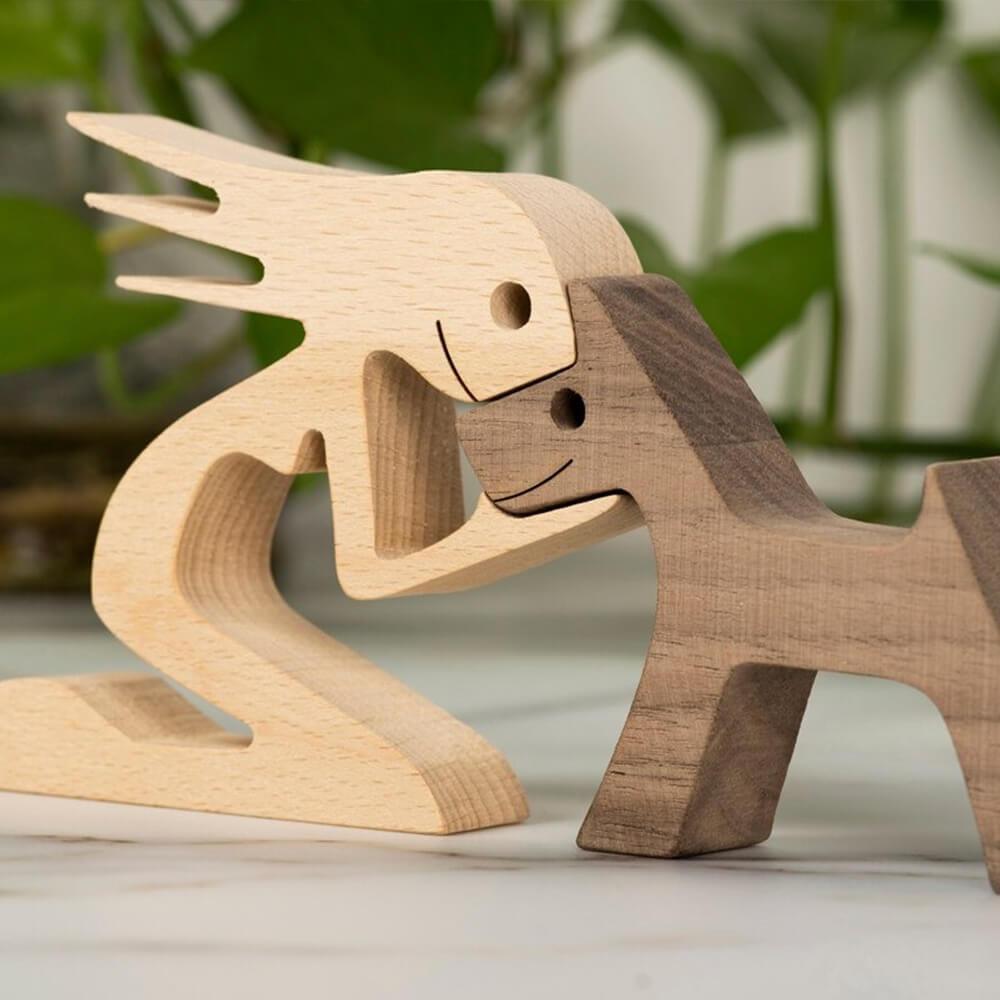 Træskulptur af person med hund, minimalistisk boligdekoration - - house & garden - {{ product_tags }
