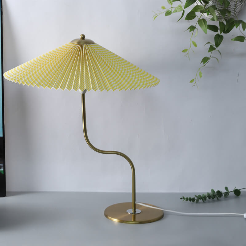 Retro Pleated Shade Table Lamp - Decorative Accent Light