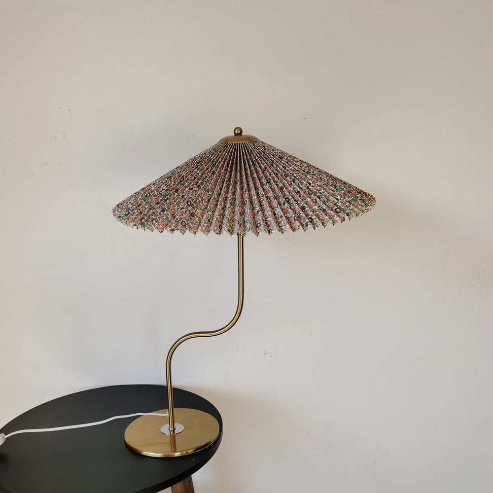 Retro Pleated Shade Table Lamp - Decorative Accent Light