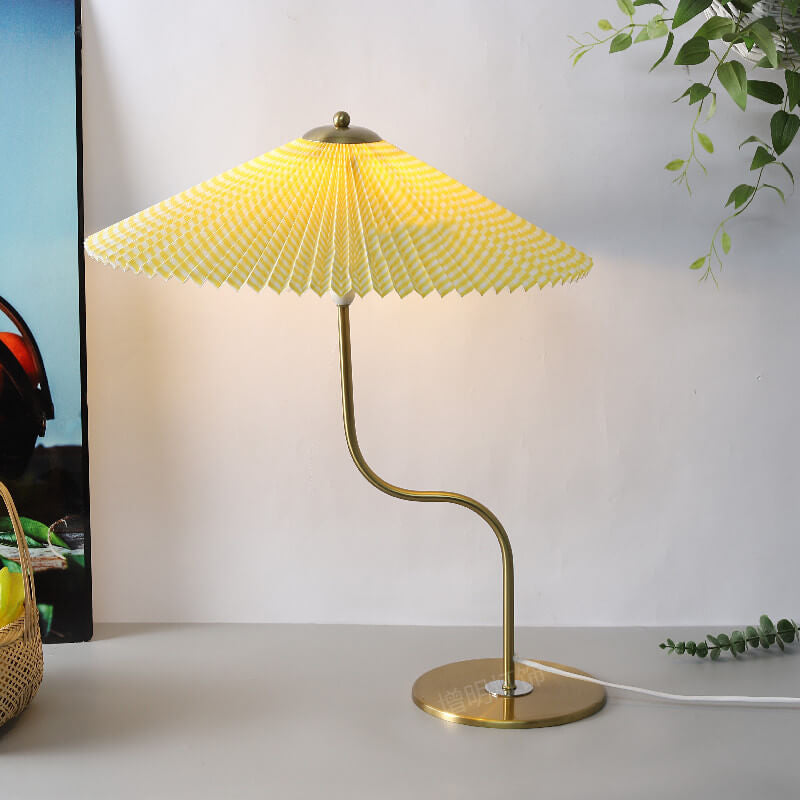 Retro Pleated Shade Table Lamp - Decorative Accent Light