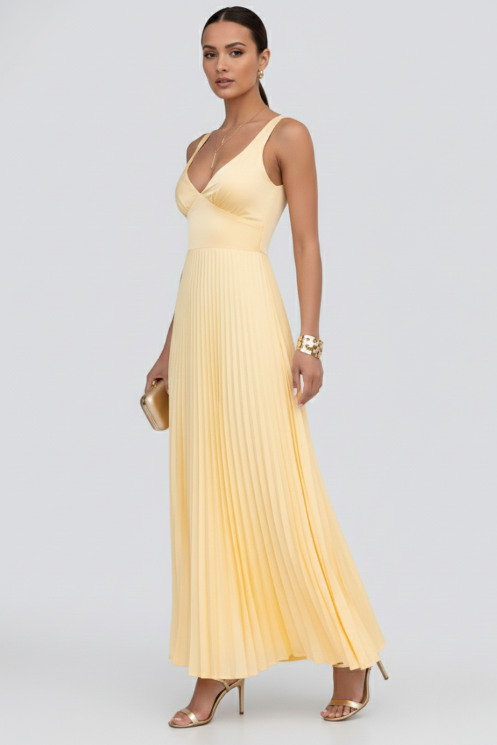 Women's Maxi Dress with Pleated Skirt and V-Neck in Yellow - View 4.0 | Roselva