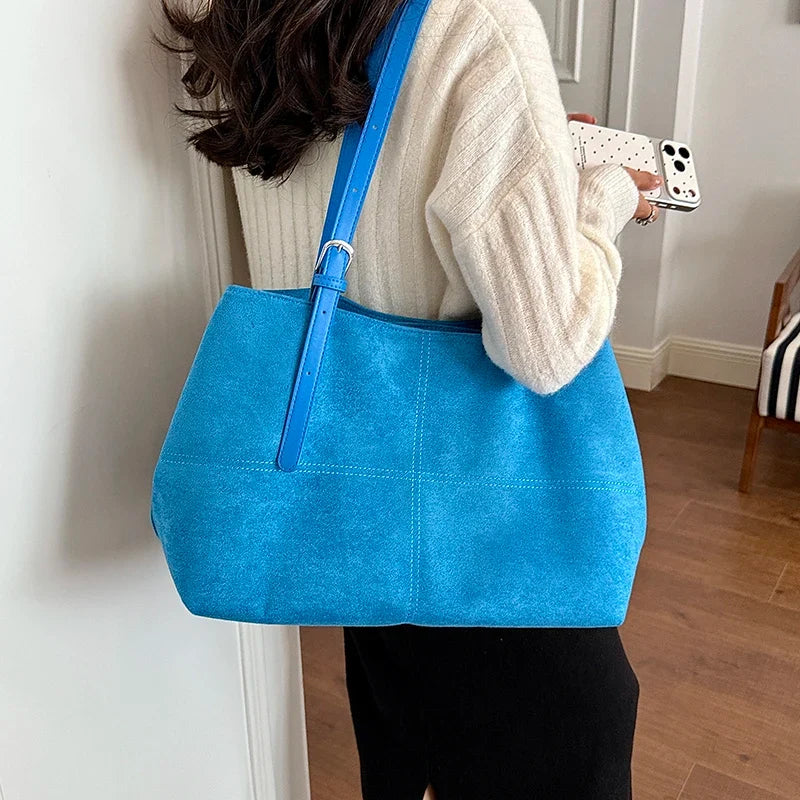 Soft Suede Tote Bag – Minimalist Everyday Shoulder Bag