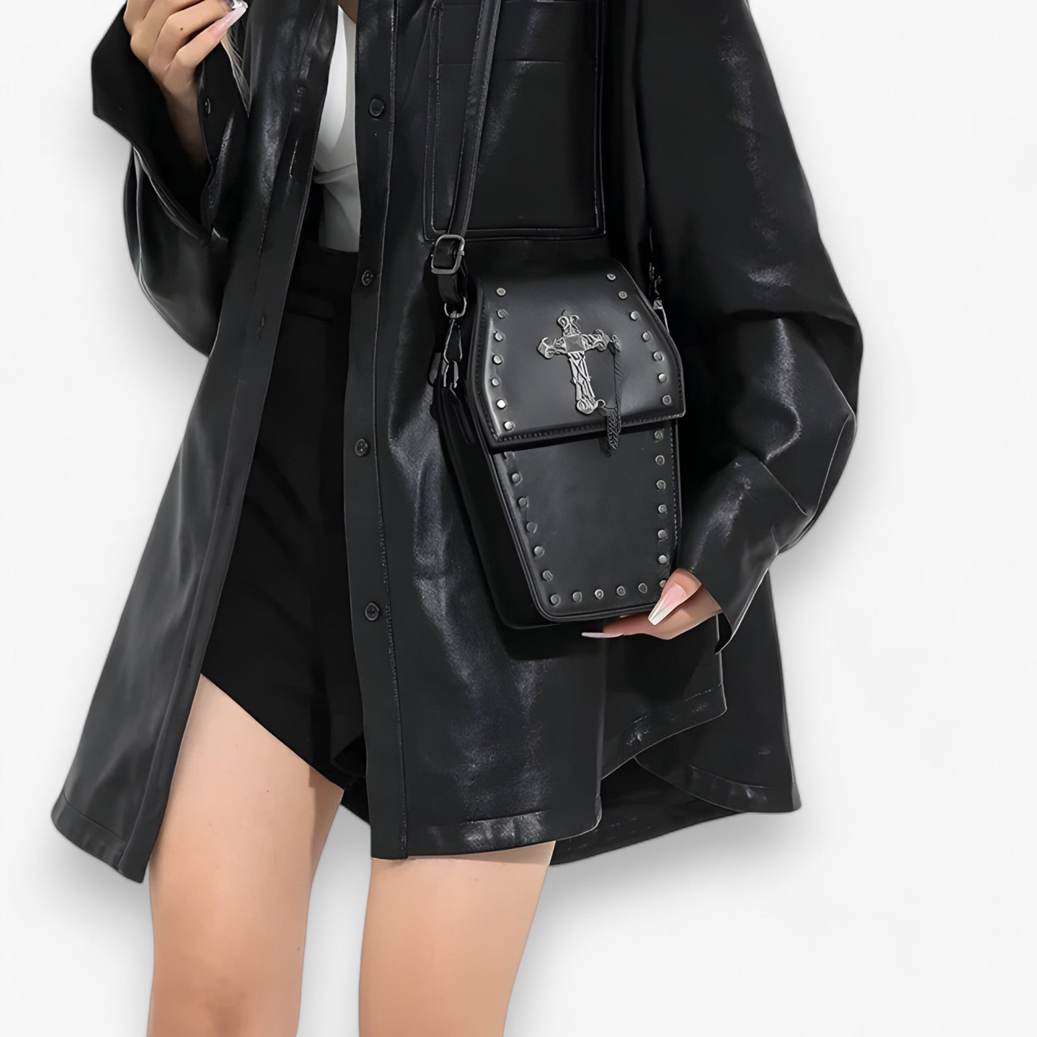 bags : Gotische Schoudertas - Trendy en Griezelig Accessoire in van Pantino
