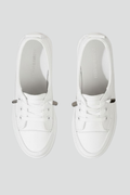 Kvinders sneakers med rund tå og flad sål