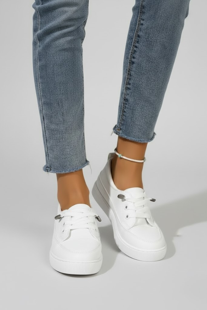 Women's Sneakers with Round Toe and Flat Sole in White - View 4.0 | Roselva