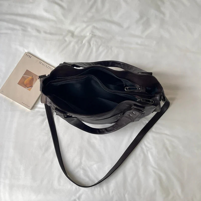 Rivet-Accent Leather Hobo Bag – Large Capacity Shoulder Tote