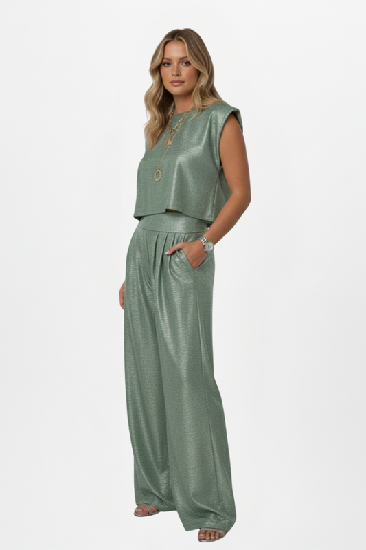 Women's Set with Short Top and Wide Trousers in Green - View 3.0 | Roselva
