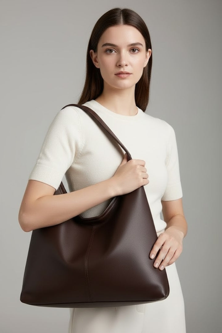 Women's Bag with Spacious Interior in Coffee - View 2.0 | Roselva