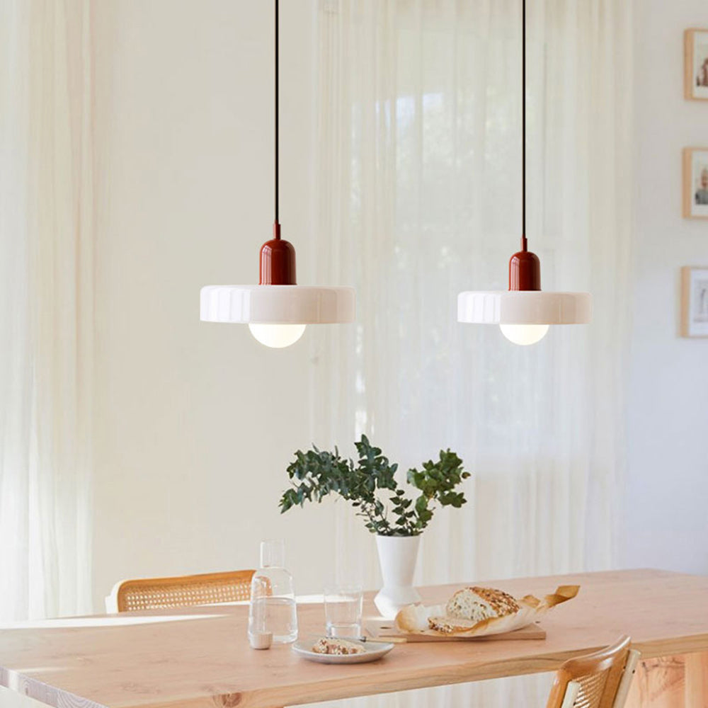 Bauhaus hanglamp van gekleurd glas