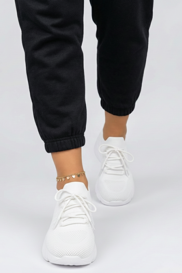 Women's Sports Shoes with Laces and Textured Sole in Black - View 7.0 | Roselva